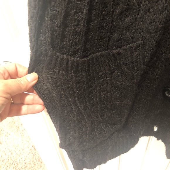 Black cable knit cardigan - Picture 4 of 4